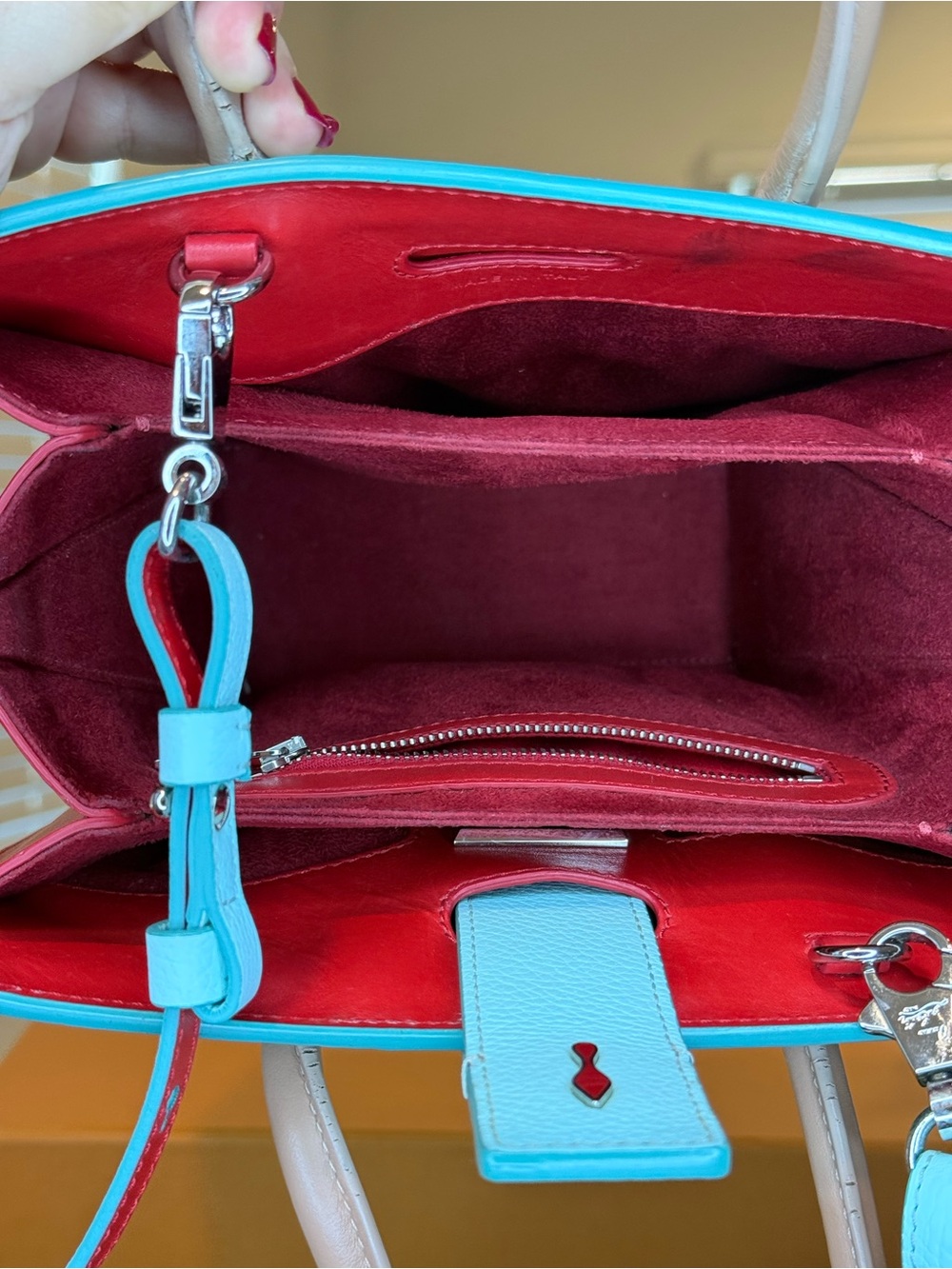 ๐น๐๐๐ Christian Louboutin Mint Green and Tan Leather handles with Red Inside tote - Picture 12 of 16